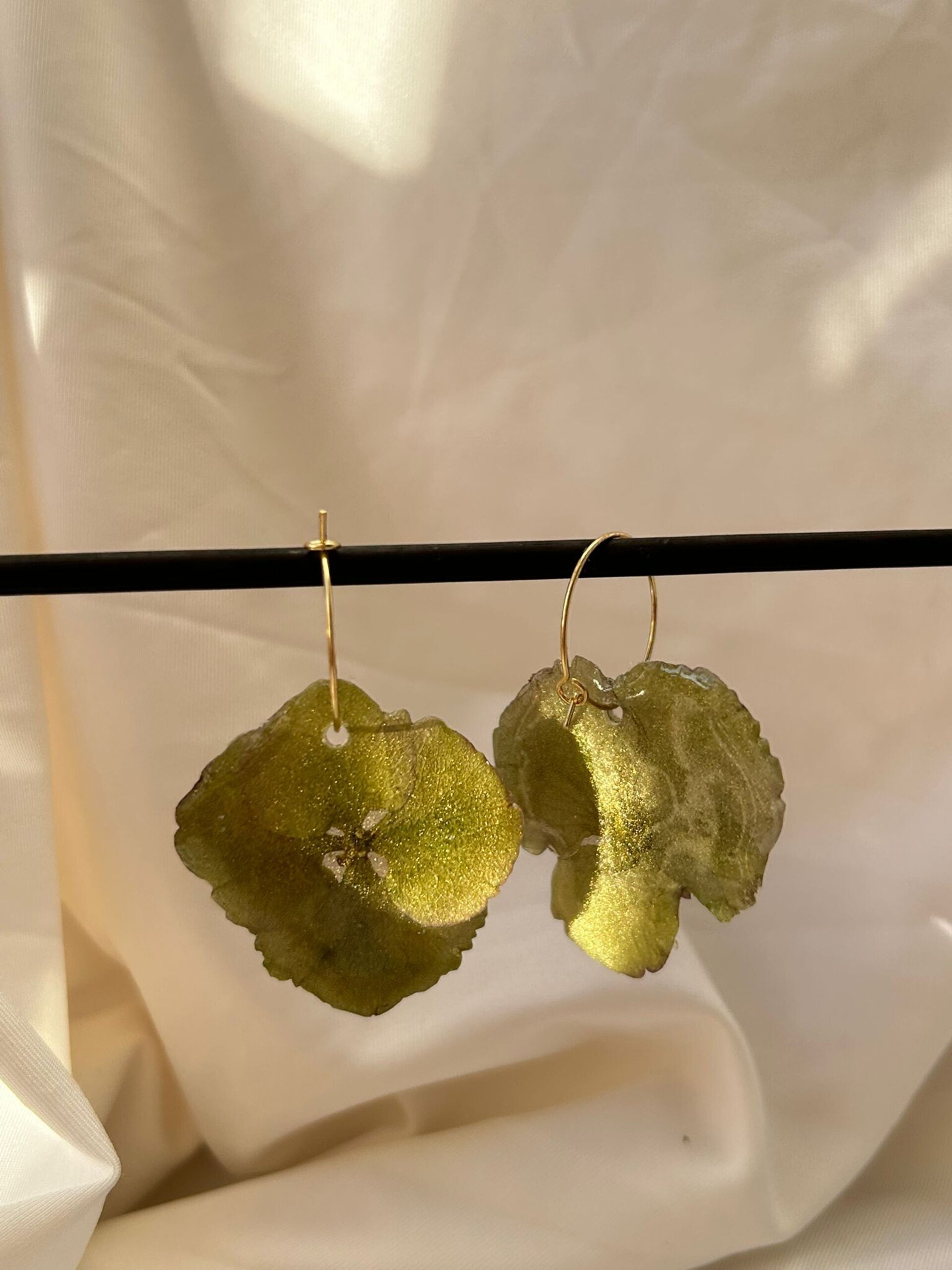 Fate of Ophelia 🪶 - pendientes hortensia - 3