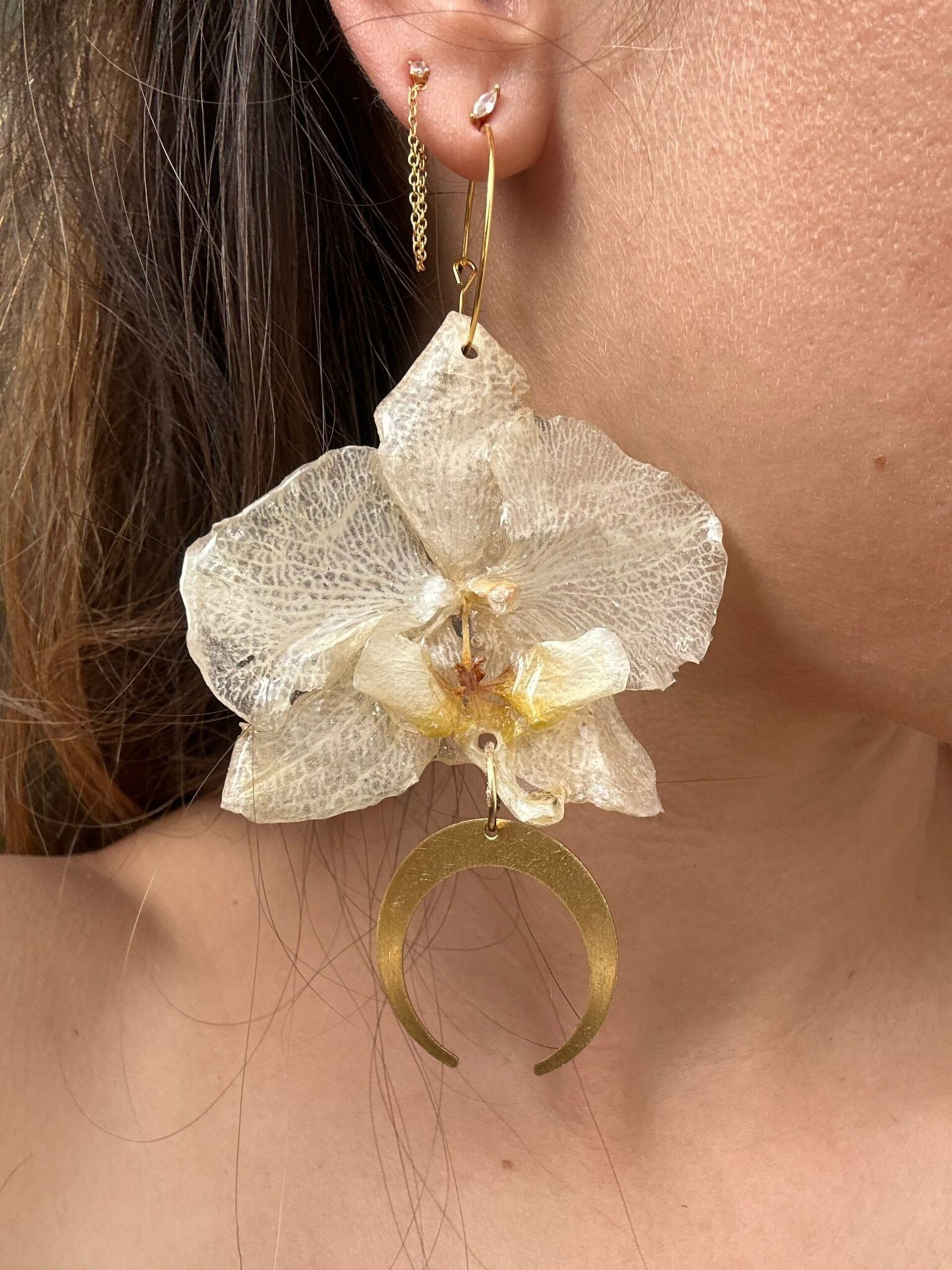 Luna Noir 🌙 - Pendientes Blanco Luna - 2