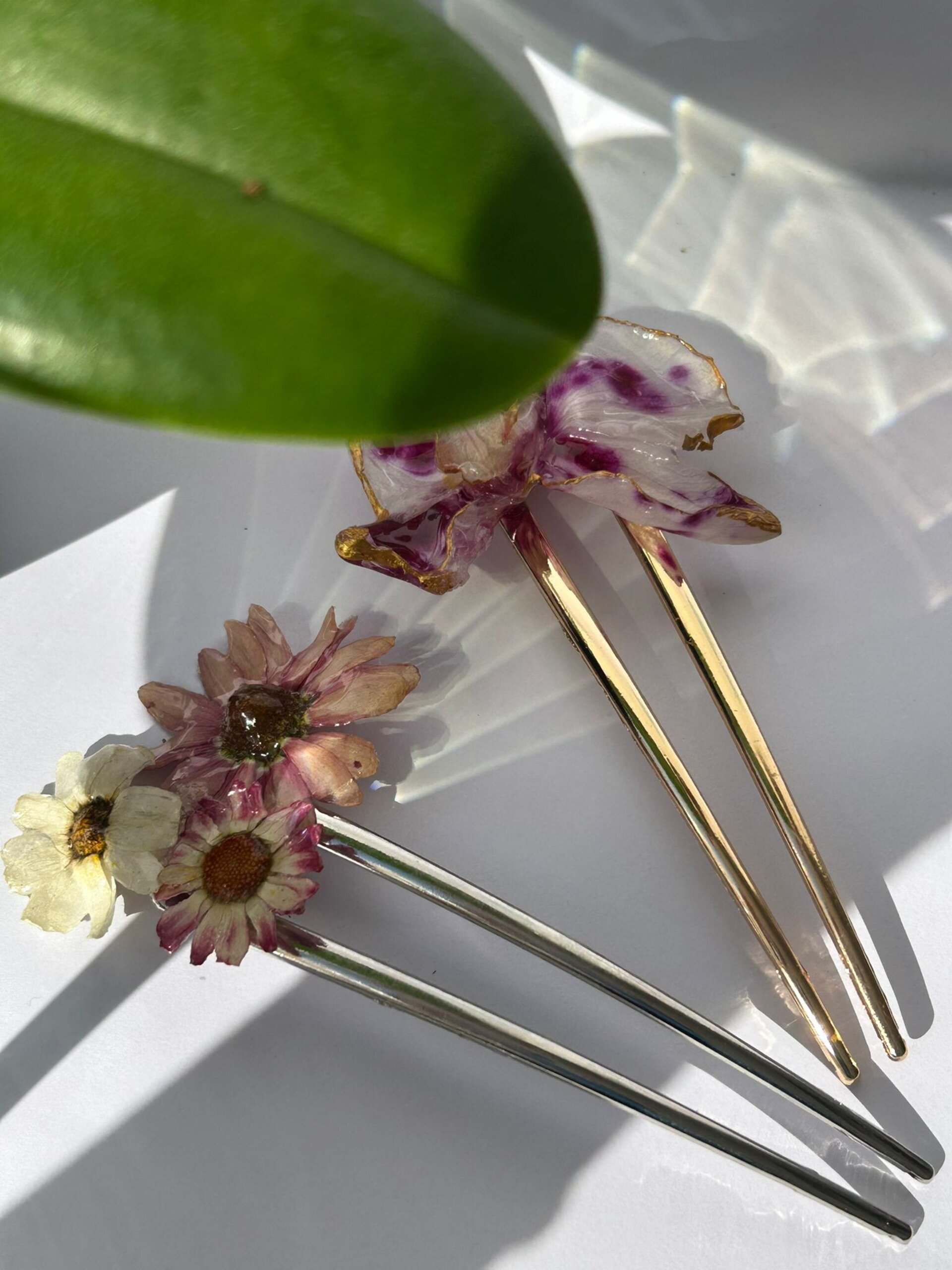 French Pins Monte Carlo & Santorini🌻 - Maréa Bloom - 1