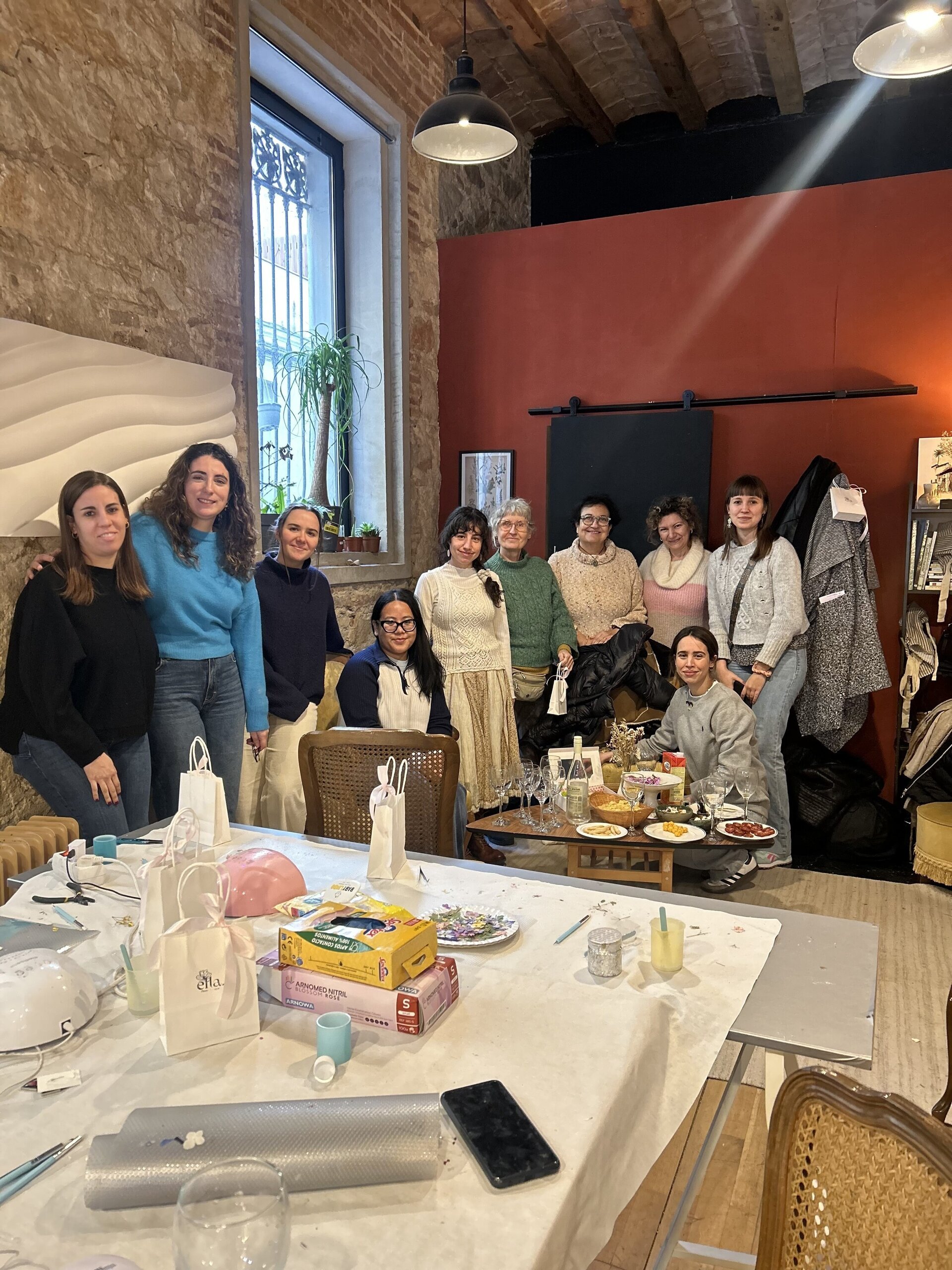 Taller de Joyería Botánica 21/03/2026 🌸 - 5